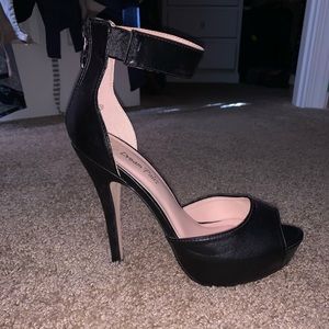 Black stilettos. Size 7.5. Never worn!